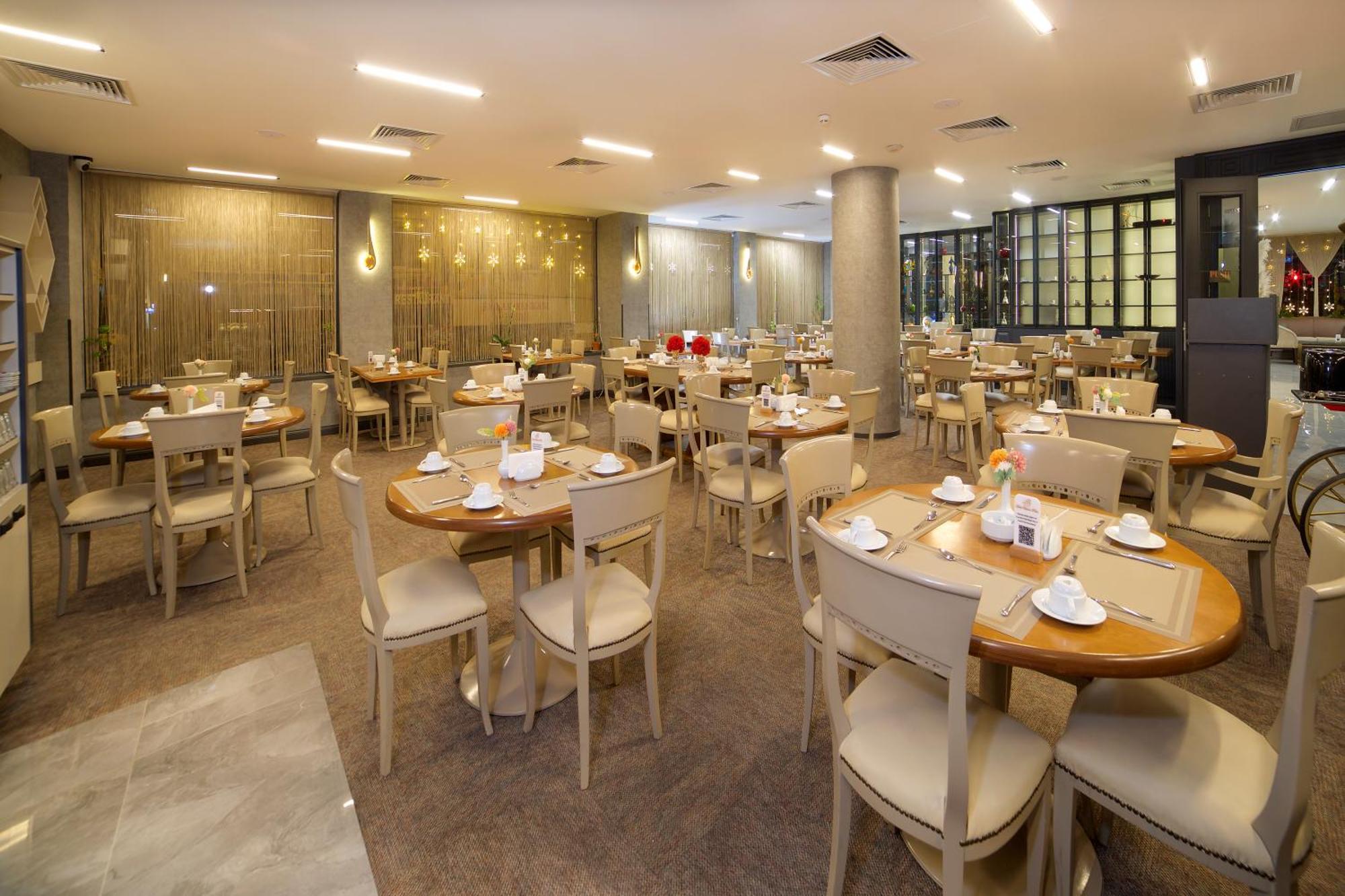 Hotel Bulvar Palas Istanbul Exterior photo
